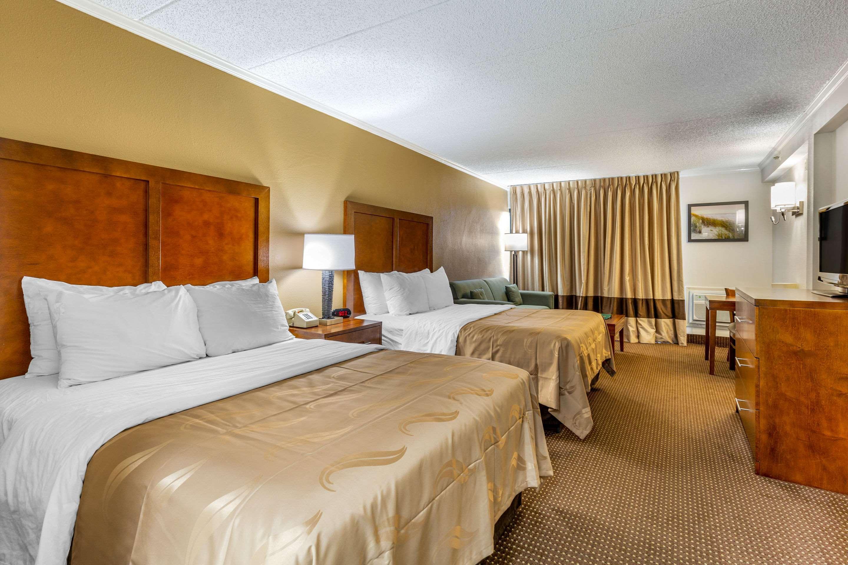 Quality Inn & Suites Oceanblock Ошен Сити Экстерьер фото