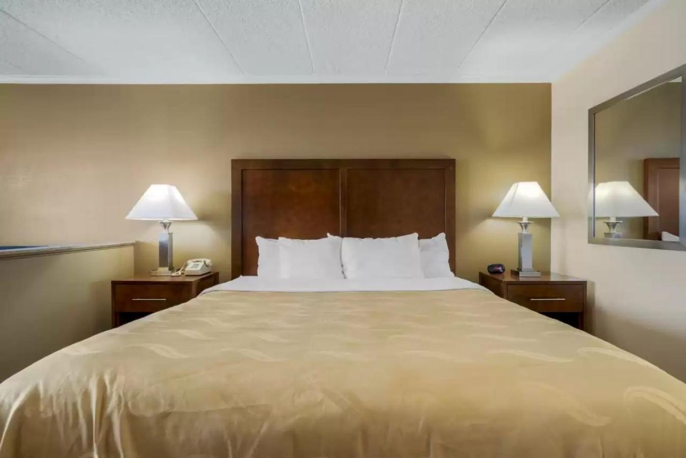 Quality Inn & Suites Oceanblock Ошен Сити Экстерьер фото
