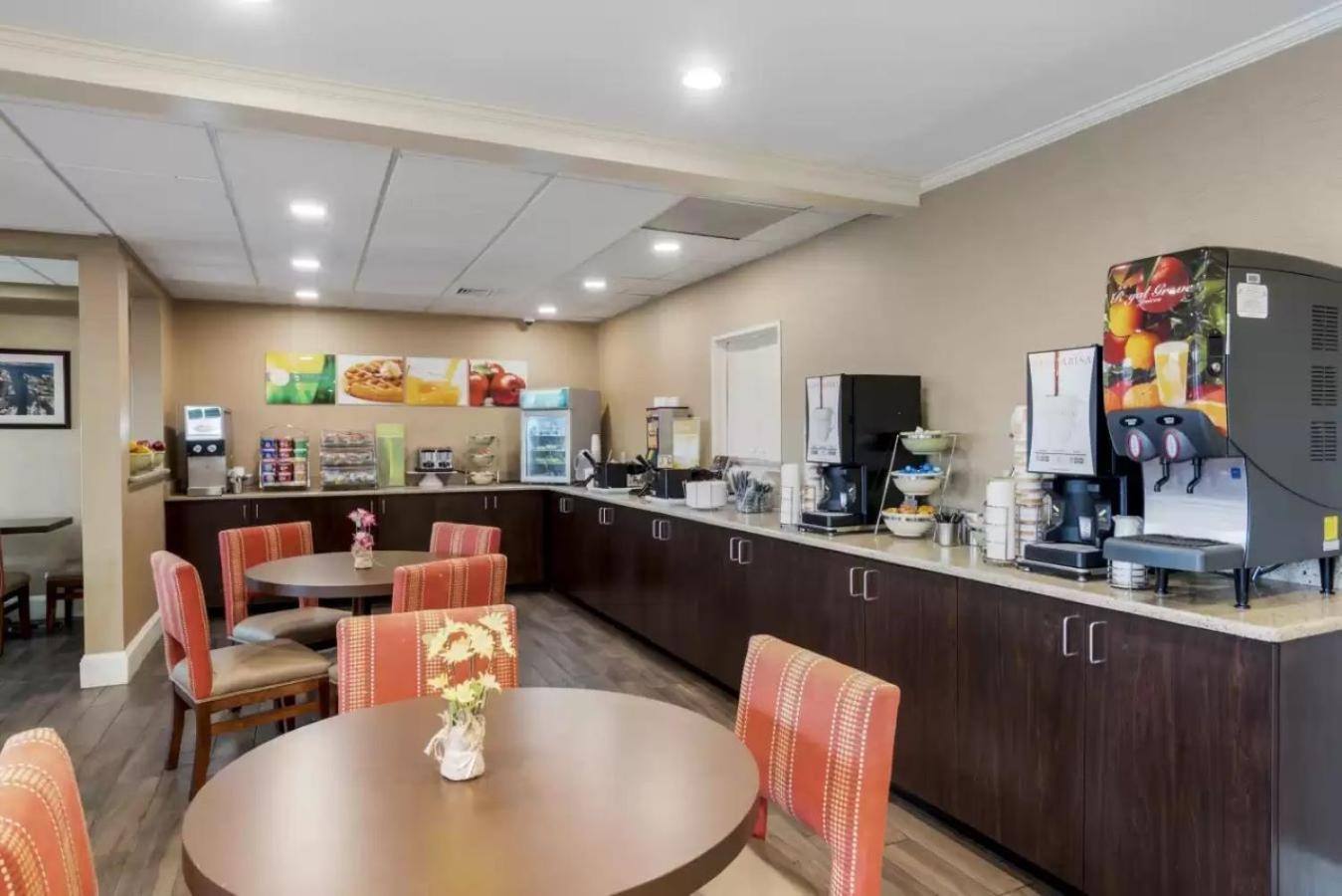 Quality Inn & Suites Oceanblock Ошен Сити Экстерьер фото