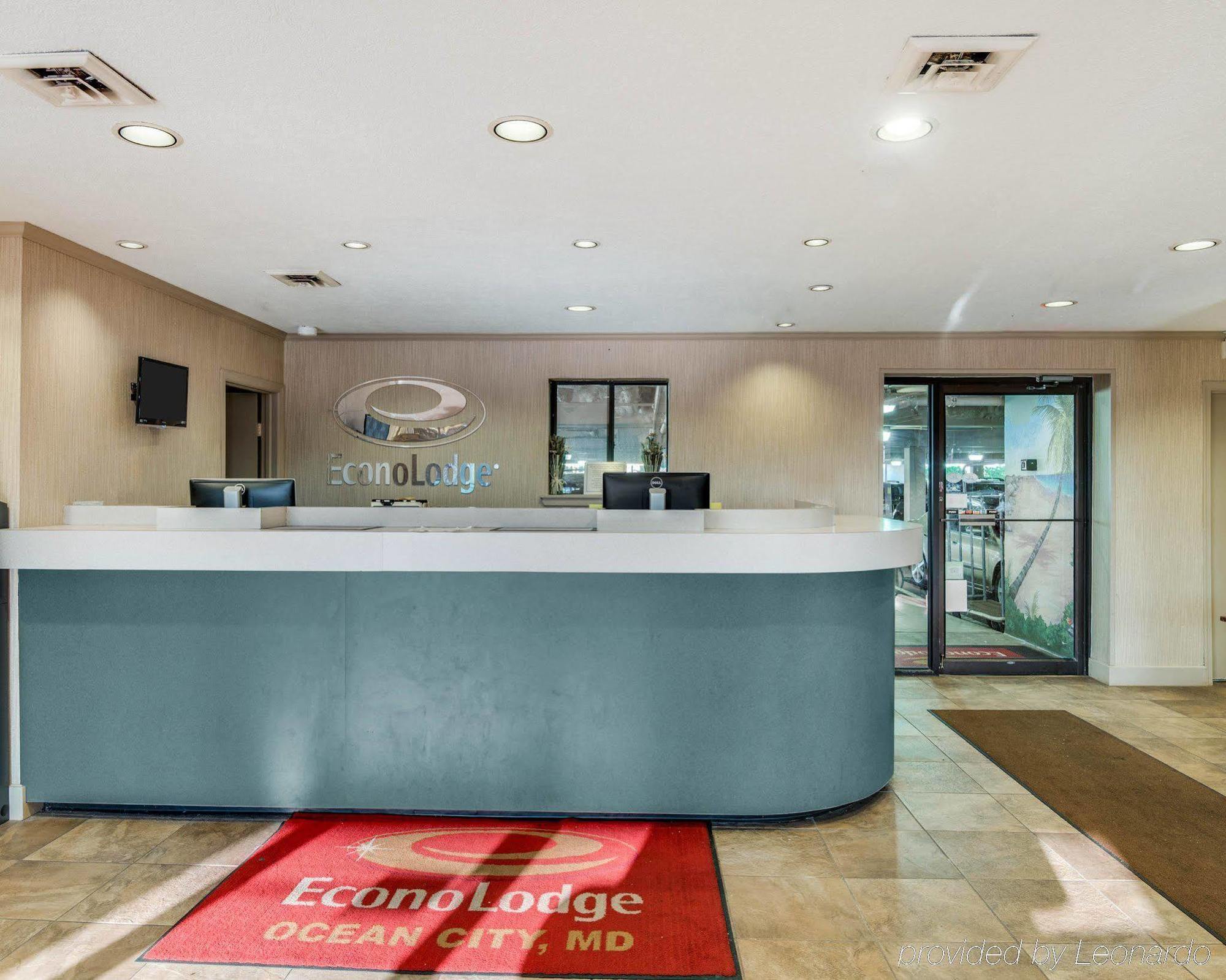 Quality Inn & Suites Oceanblock Ошен Сити Экстерьер фото